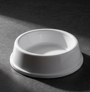Gamelle Minimaliste Ronde en Métal Blanc Émaillé Anti-Renversement pour Animaux de Compagnie, avec Base Antidérapante en Caoutchouc, Vente en Gros - Product Image 3