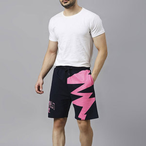 Shorts Bermuda pour hommes, imprimé géométrique noir et rose, avec cordon de serrage à la taille et poches, style décontracté, vêtements d'été - Product Image 5