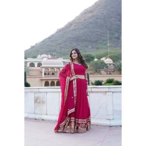LIVEWEAR Lehenga Choli de créateur pour mariage, couleur violette - Product Image 3