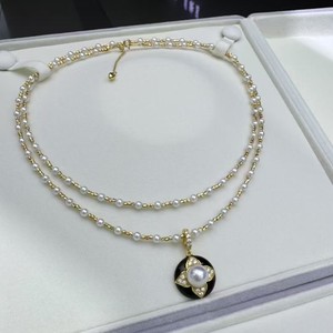 Collar de Perlas de Agua Dulce Naturales Estilo Hepburn Francés para Mujer, Colgantes de Perlas Fuertes Minimalistas de Lujo Retro de Alta Gama - Product Image 1