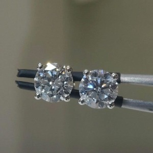 Pendientes Pequeños de Diamante Cultivado en Laboratorio de 0.50 ct, Oro de 14K, Certificado IGI, Joyería Minimalista para Compromiso, Boda, Uso Diario, Regalo para Mujer - Product Image 4