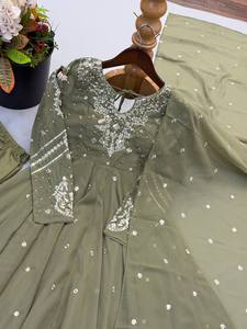 Women <b>Green</b> Floor-Length Embroidered Traditional Dress Loose Fit Party Wear Indian Pakistani Style - Product Image 6