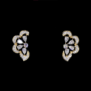 Boucles d'oreilles élégantes et luxueuses pour mariée, à fleurs, avec diamants de laboratoire |   Or massif 14 carats plaqué rhodium |   Cadeau de fête et de mariage - Product Image 1