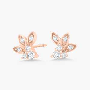 Boucles d'oreilles élégantes et délicates en or massif 14k 18k avec diamants de laboratoire taille ronde pavé, motif colibri, fermoir poussoir, vente en gros - Product Image 5