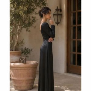 Vestido de noche de satén negro de lujo para mujer – Vestido de fiesta largo hasta el suelo con manga larga - Product Image 4