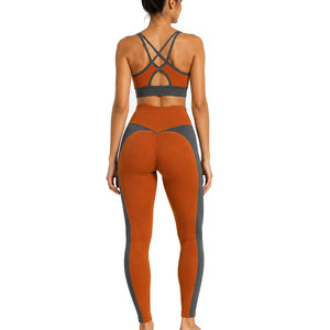 Ensemble de sport côtelé sans couture pour femme, vêtements de sport athlétiques avec texture côtelée pour l'entraînement physique et la course à pied, très demandé - Product Image 2