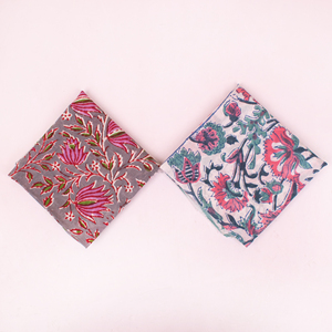 Bandana en coton respirant imprimé à la main, motif floral, style bohème, accessoire unisexe pour cheveux d'animaux de compagnie, idéal pour l'été - Product Image 3