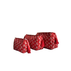 Juego de 3 Bolsas Organizadoras de Maquillaje de Algodón con Estampado Paisley Rojo Estilo Bohemio, Multifuncionales y Pequeñas - Product Image 3