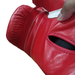 Guantes de Boxeo de Piel Roja Oscura con Correa y Logotipo Personalizado, Modelo Recién Llegado, Servicio OEM, RTS, para Entrenamiento CP-BG-52 - Product Image 4
