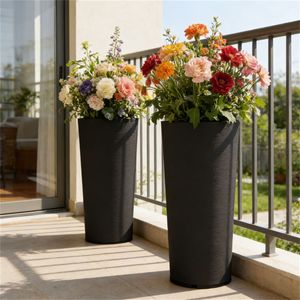 Set di 2 Vasi e Fioriere in Plastica Nera per Esterni, Decorazione da Giardino - Product Image 1
