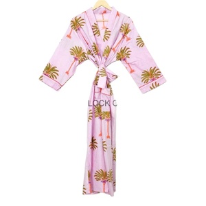 Kimono en coton élégant respirant pour un usage quotidien Kimono à encolure en V avec un design simple et un imprimé floral pour une tenue décontractée - Product Image 1