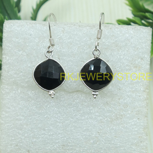Boucles d'oreilles pendantes en argent sterling 925 avec onyx noir, faites à la main, forme coussin facettée, bijoux en pierres précieuses, cadeau pour femme, petite amie, maman - Product Image 2