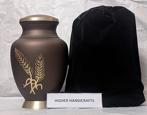 Urne funéraire moderne en aluminium gravée à la main, personnalisée, pour cendres humaines |   Urne funéraire de grande capacité - Product Image 4