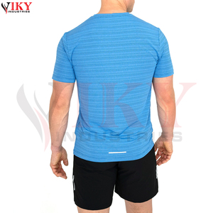 Camiseta de Manga Corta con Cuello Redondo y Micro Rayas Azules Personalizada de Marca Privada y Pantalones Cortos Deportivos Negros para Correr, Ropa Deportiva al por Mayor - Product Image 2