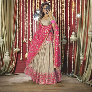 Nuevo Diseño Tradicional de Lehenga Choli para Fiestas, Estilo Elegante, con Bordado de Lentejuelas y Codificación Chino - Product Image 1