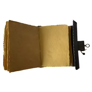 Carnet classique en cuir véritable fait main, motif œil porte-bonheur gaufré, livre de sorts vintage, grimoire Wiccan, papier à bords festonnés, Hocus - Product Image 2