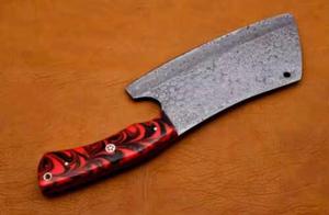 Couteau de chef personnalisé en acier Damas forgé à la main, avec lame tranchante et manche en bois sur mesure - Product Image 2