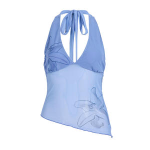 Top corto de punto con logo floral frontal para mujer, estilo europeo, casual de verano, con diseño de espina de pescado, hombro regular, manga corta, de secado rápido - Product Image 6