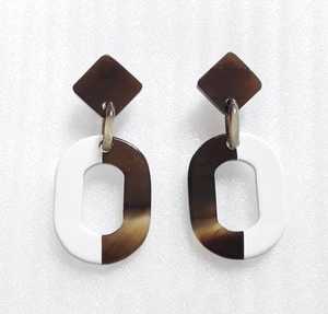 Pendientes Colgantes Hechos a Mano con Resina de Cuerno de Búfalo Ecológicos, Geométricos, Amarillos y Negros, Joyería Moderna Boho para Bodas, Artesanía MN - Product Image 3