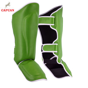 Matériaux durables et portabilité confortable, protège-tibias avec rembourrage antichoc et ajustement fluide. - Product Image 2