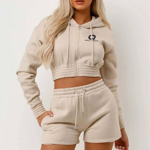Conjunto de Sudadera con Capucha y Pantalones Cortos para Mujer, 100% Algodón Premium, Estilo Casual Holgado, Ideal para Viajes, Compras y Uso Diario - Product Image 1