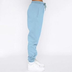 Ensemble de survêtement haute performance pour femmes, logo personnalisé, vêtements de sport, contrôle de l'humidité, tenue athlétique pour activités de fitness - Product Image 2