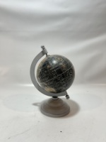 Globe terrestre moderne en or avec support en aluminium, rotatif, fait main, éducatif, décoration de table, accent de bureau ou d'étude, objet artisanal