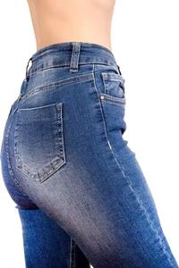 กางเกงยีนส์ทรงตรงสไตล์ใหม่ ใส่สบายสำหรับผู้หญิง น้ำหนักเบา เหมาะสำหรับใส่ลำลอง สตรีทแวร์ กางเกงยีนส์เดนิม - Product Image 4