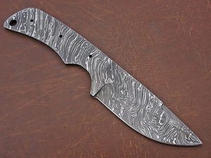 Couteau brut en acier de Damas, manche en bois personnalisé, pointe tombante, qualité industrielle, pour la chasse et le bushcraft, forgé à la main - Product Image 2