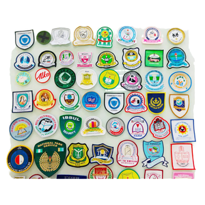 Insignia Bordada de Hilo Dorado para Blazer, Pin Elegante para Club Escolar, Accesorio de Chaqueta con Hilo de Oro - Product Image 1