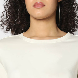 Camiseta Básica Lisa de Algodón de Alta Calidad y Precio Económico para Mujer, Corte Ajustado, Cuello Redondo, Informal, Personalizable con Serigrafía - Product Image 6