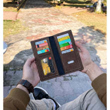 Elegant Stylish Men <b>Synthetic</b> <b>Leather</b> Waterproof Wallet Premium Slim Bifold Card Holder Durable Everyday Fashion for Men - Product Image 3