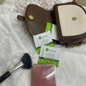 Lingettes hygiéniques pour le contrôle des odeurs et les peaux sensibles, lingettes vaginales féminines aux herbes naturelles avec postbiotiques, jetables, intimes - Product Image 5