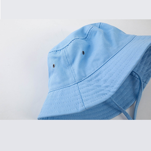 Chapeau de soleil unisexe décontracté avec sangle de menton réglable, léger et respirant, idéal pour les activités de plein air, la plage et les voyages - Product Image 3