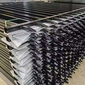 Rouleaux de clôture de jardin en acier tubulaire carré, panneaux de couleur personnalisée, modélisation 3D Vietnam, respectueux de l'environnement - Product Image 2