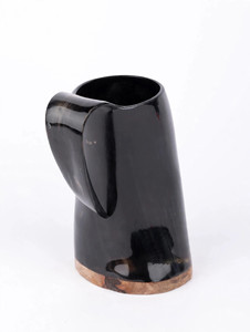 Jarra Rústica de Cuerno Natural con Tallado Detallado de Barco Vikingo, Hecha a Mano, Estilo Antiguo, Decoración para Bar en Casa - Product Image 3