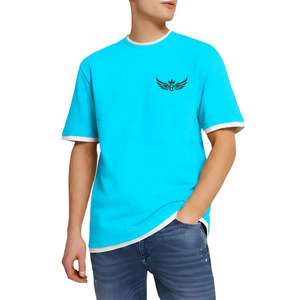 Camiseta de Manga Corta Beige para Hombre con Logotipo de Ala en Contraste, Corte Regular, Estilo Casual, 100% Algodón Jersey, Cuello Redondo - Product Image 4