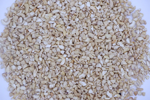 Noix de cajou entières séchées de qualité supérieure, style vietnamien, en vrac pour la transformation alimentaire, les collations et la cuisine - Product Image 2