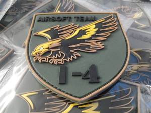 Parches de moral 3D de PVC personalizados de servicio rápido, insignias de goma impermeables con gancho y bucle, parche de goma de PVC - Product Image 5