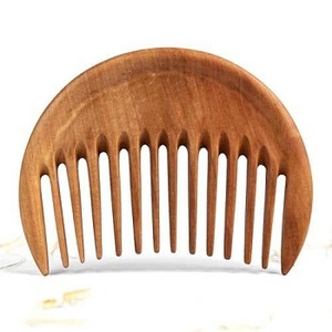 Peine Desenredante de Bambú Ecológico para el Cuidado del Cabello con Mango de Madera Personalizable - Product Image 6