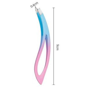 Pince à épiler professionnelle de haute qualité personnalisée pour sourcils et cils, en acier inoxydable, à pointe droite, légère, pour l'épilation et la beauté - Product Image 4
