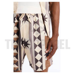 Ensemble t-shirt et short pour homme, nouveau design, fabriqué au Pakistan, confortable et léger, à bas prix - Product Image 3