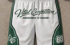 Sudaderas y pantalones cortos con cremallera personalizados de alta calidad hechos en Pakistán, con logotipo personalizado para hombre. - Product Image 2