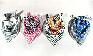 Bandana carrée d'inspiration vintage, motif floral en blocs, en coton respirant, couvre-tête décontracté pour femme, accessoire de cou - Product Image 5