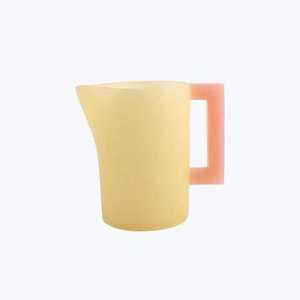 Carafe à eau en résine faite à la main, design classique, texture écologique, passe au lave-vaisselle, capacité de 1,5 L, pour théières et bouilloires - Product Image 1