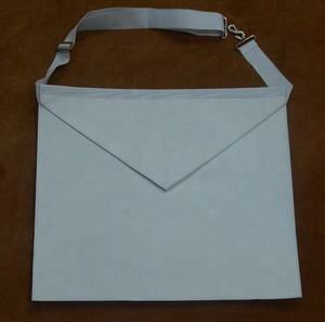 ชุดเครื่องราชอิสริยาภรณ์ฟรีเมสัน ยี่ห้อเนสตา สปอร์ต ประกอบด้วยผ้ากันเปื้อนปักลาย, ปลอกคอ, สายสะพาย, ปลอกคอแบบโซ่ และอุปกรณ์เสริมสำหรับพิธีกรรม - Product Image 6