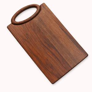 เขียงพรีเมียมพร้อมด้ามจับโค้งมน พื้นผิวเรียบ ใช้งานร่วมกับมีดได้อย่างปลอดภัย เหมาะสำหรับการเตรียมอาหาร การเสิร์ฟ และการให้เป็นของขวัญ - Product Image 1