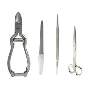 Ensemble de manucure et pédicure professionnel de haute qualité, 7 pièces, design haut de gamme, kit d'instruments de beauté, acier inoxydable, fabriqué au Pakistan - Product Image 1