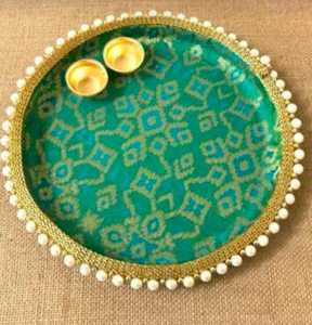 Hermoso juego de thali para puja de diseño Jaipurios, plato decorativo para pooja con estampado bandhej y borde de perlas, regalo festivo de Rakhi. - Product Image 3