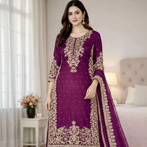 Elegante Conjunto de Traje Tradicional de Seda GMY con Secuencia de Codificación y Trabajo Moti - Product Image 1